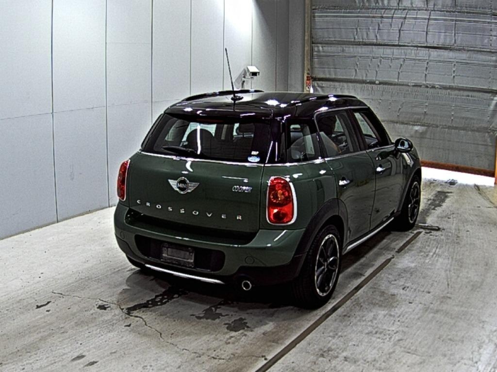 MINI CROSSOVER