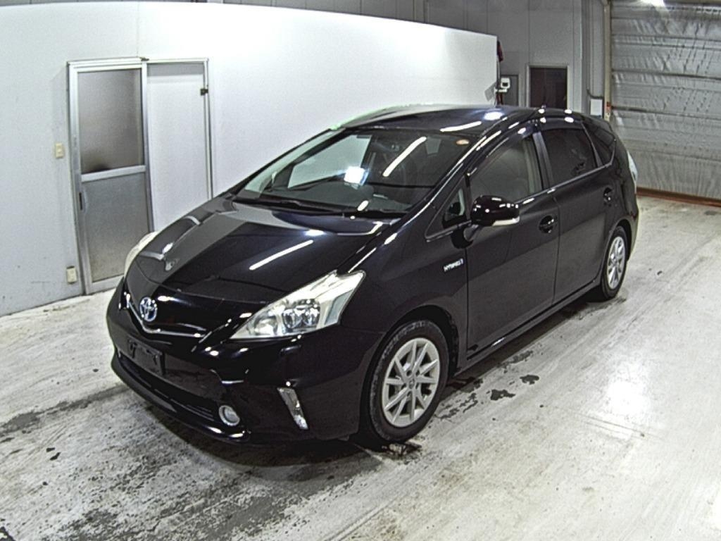 TOYOTA PRIUS ALPHA