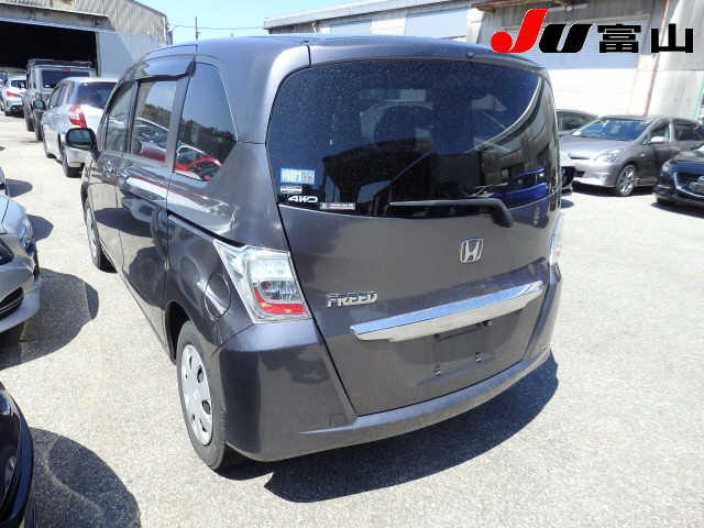 HONDA FREED