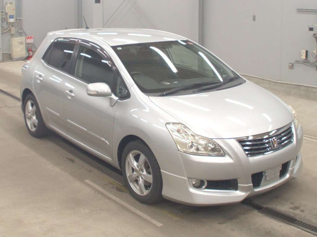 TOYOTA BLADE