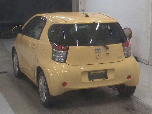 TOYOTA IQ