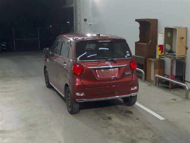 DAIHATSU CAST