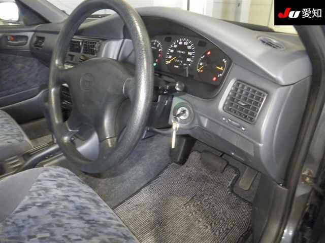 TOYOTA CORONA