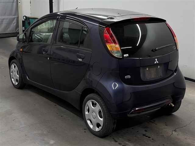 MITSUBISHI I