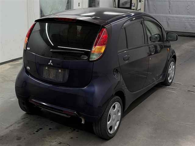 MITSUBISHI I