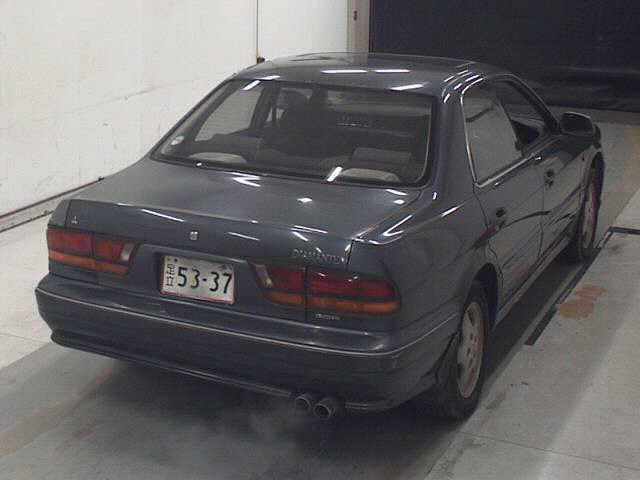 MITSUBISHI DIAMANTE