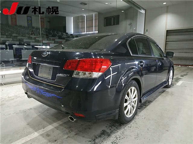 SUBARU LEGACY B4