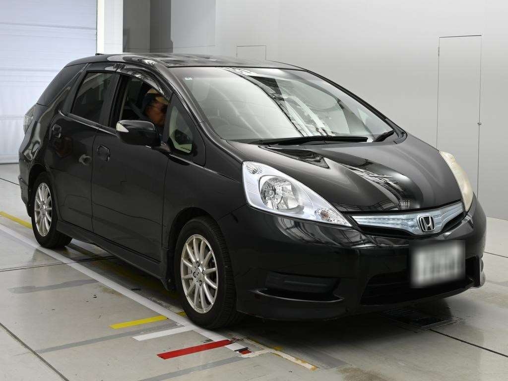HONDA FIT SHUTTLE