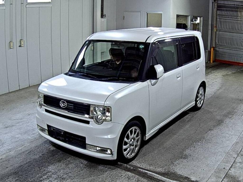 DAIHATSU MOVE CONTE