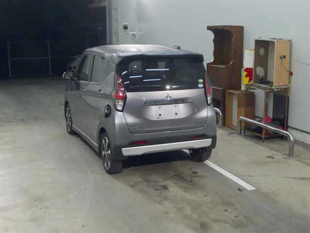 MITSUBISHI EK X