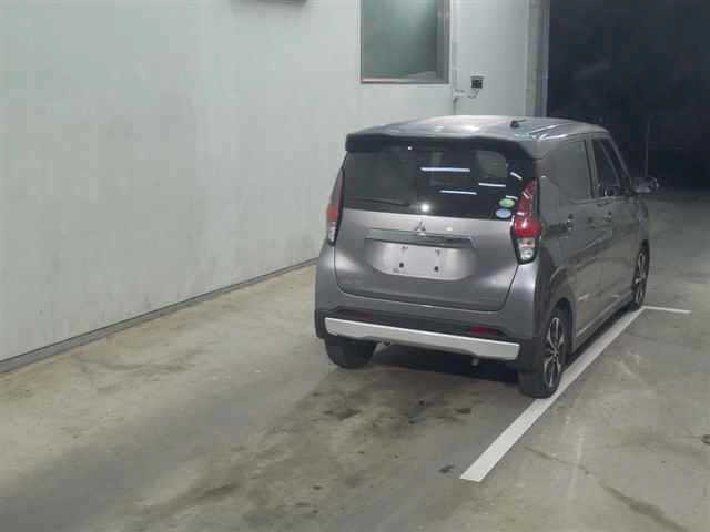 MITSUBISHI EK X