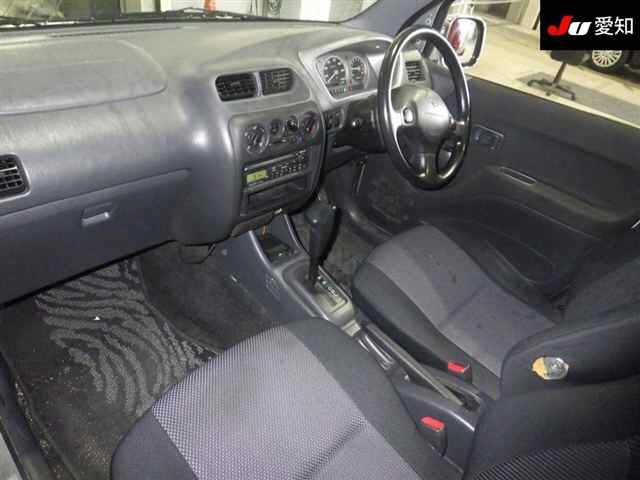 DAIHATSU TERIOS KID