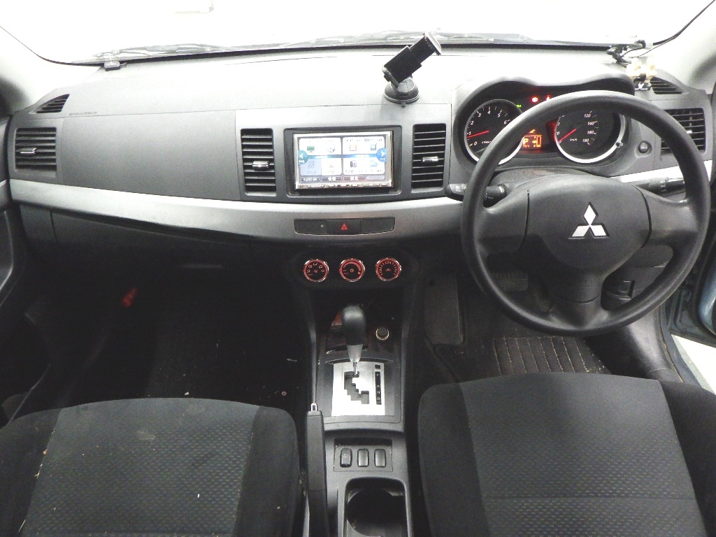 MITSUBISHI GALANT FORTIS