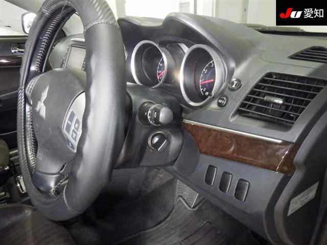 MITSUBISHI GALANT FORTIS