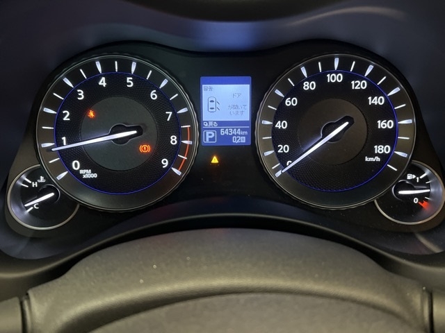 NISSAN FUGA