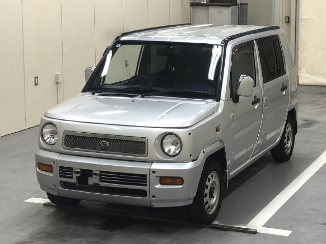 DAIHATSU NAKED