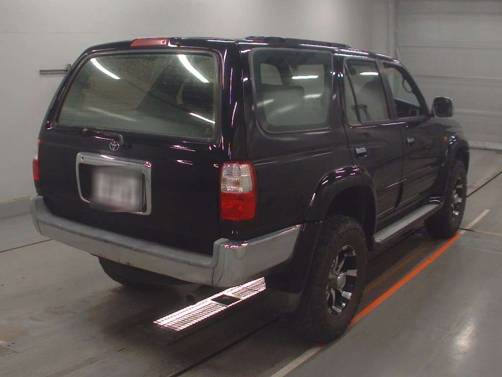 TOYOTA HILUX SURF