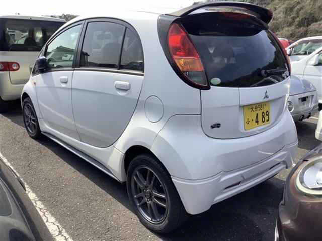 MITSUBISHI I