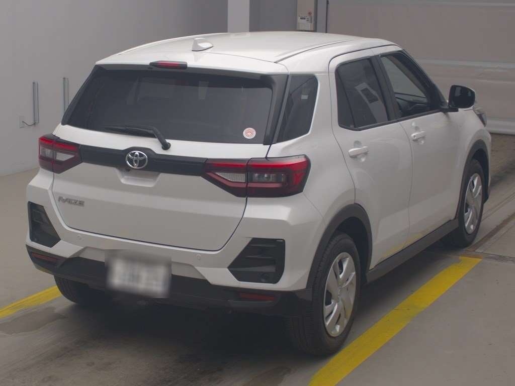 TOYOTA RAIZE