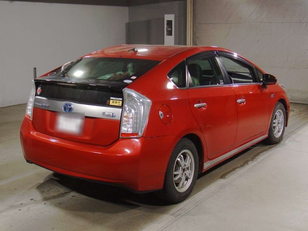 TOYOTA PRIUS PHV