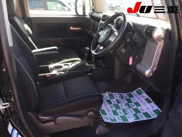 TOYOTA FJ CRUISER