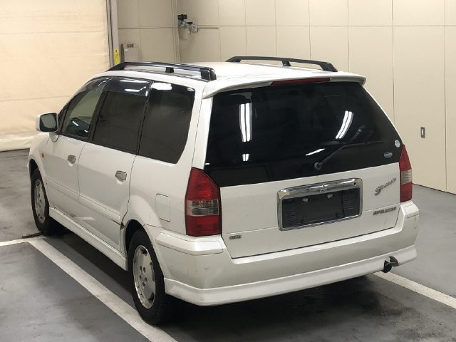 MITSUBISHI CHARIOT GRANDIS