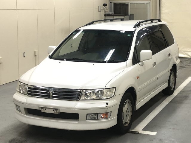 MITSUBISHI CHARIOT GRANDIS
