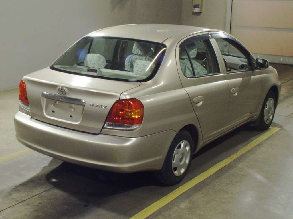 TOYOTA PLATZ