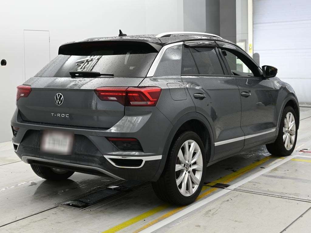 VOLKSWAGEN T-ROC