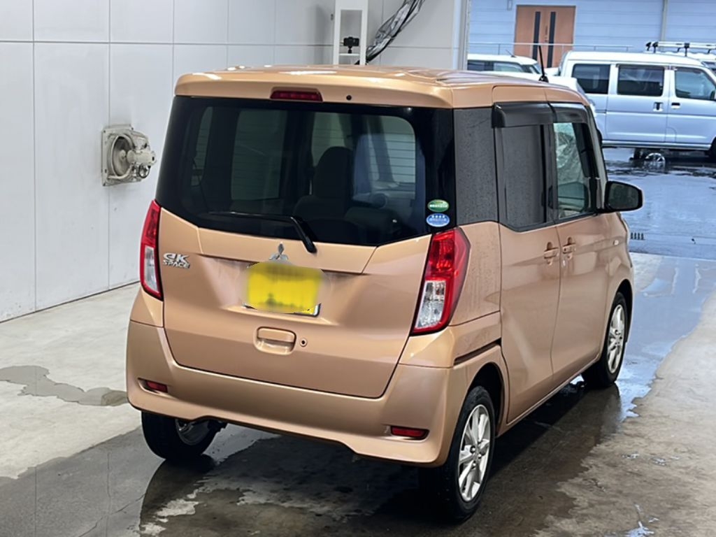 MITSUBISHI EK SPACE