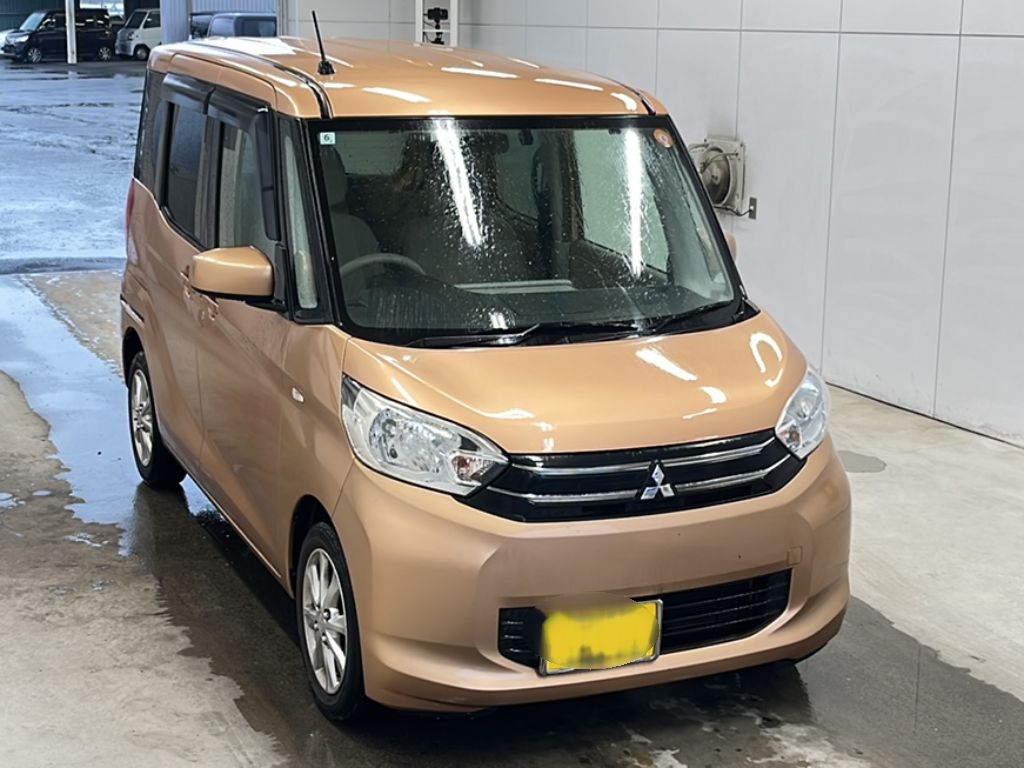 MITSUBISHI EK SPACE