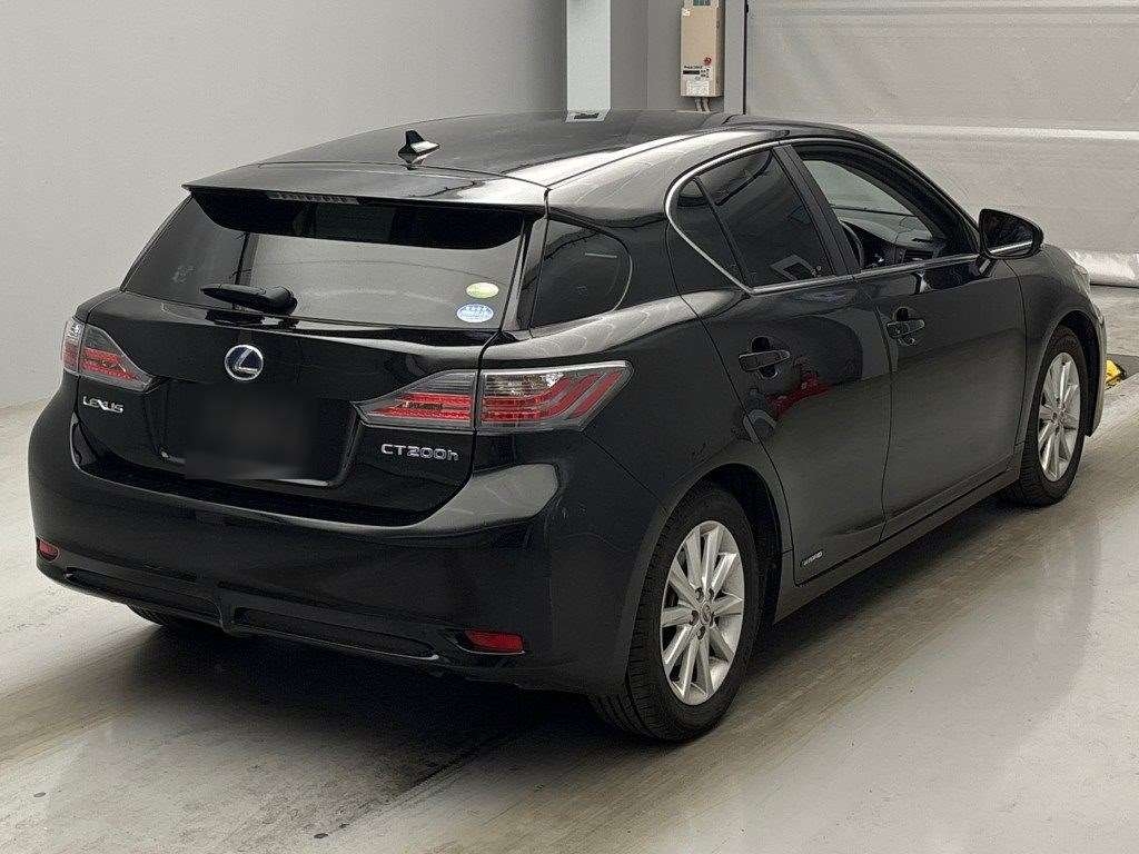 LEXUS CT200H