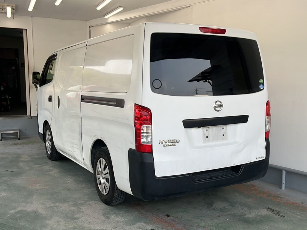 NISSAN NV350 CARAVAN