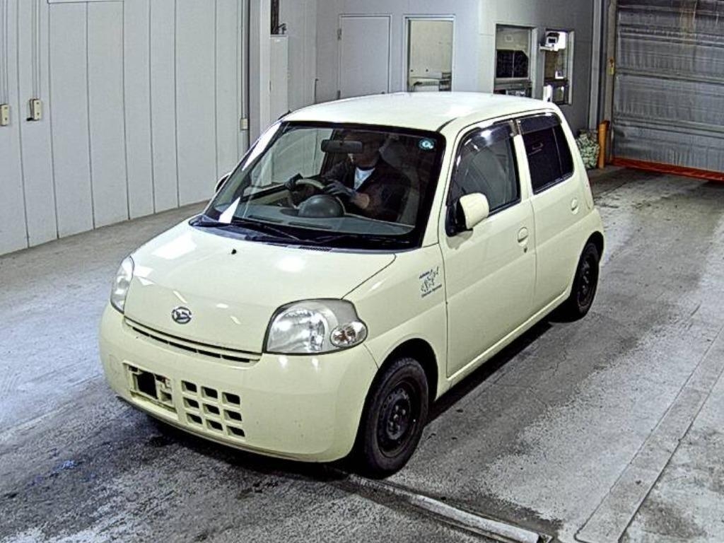DAIHATSU ESSE