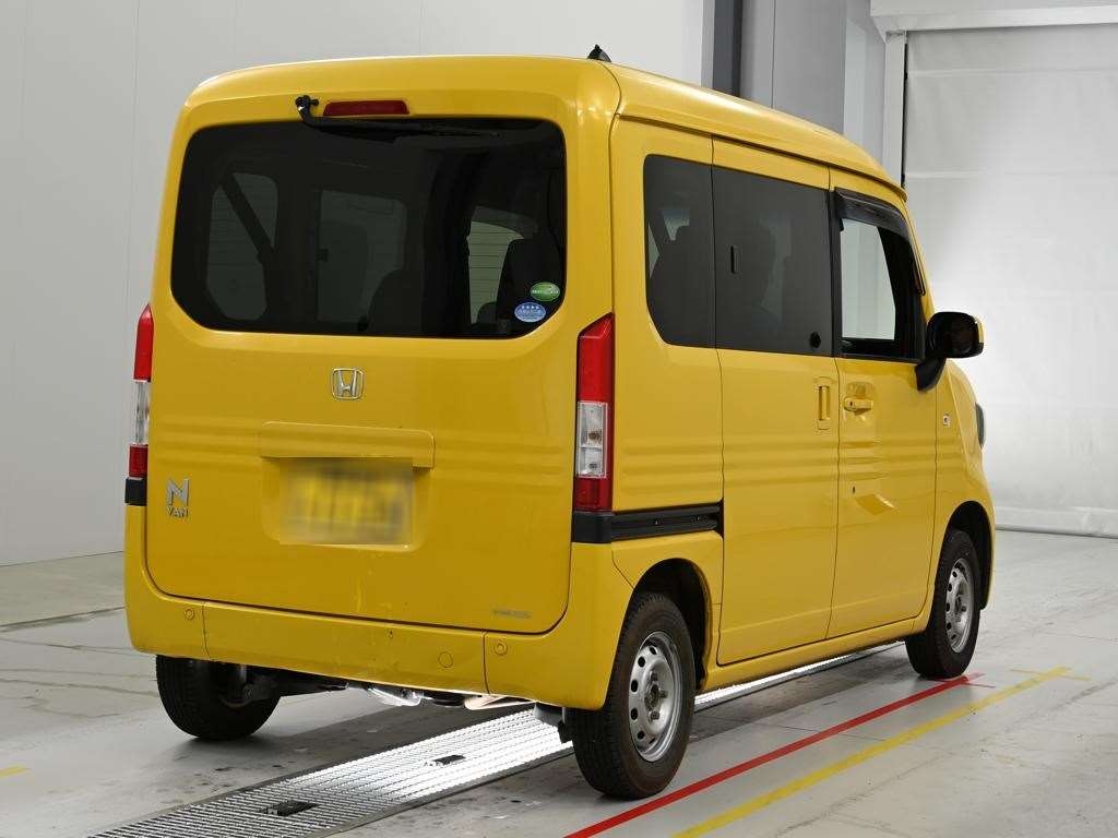 HONDA N-VAN