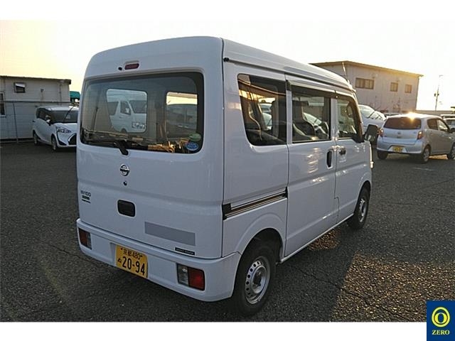 NISSAN NV100 CLIPPER