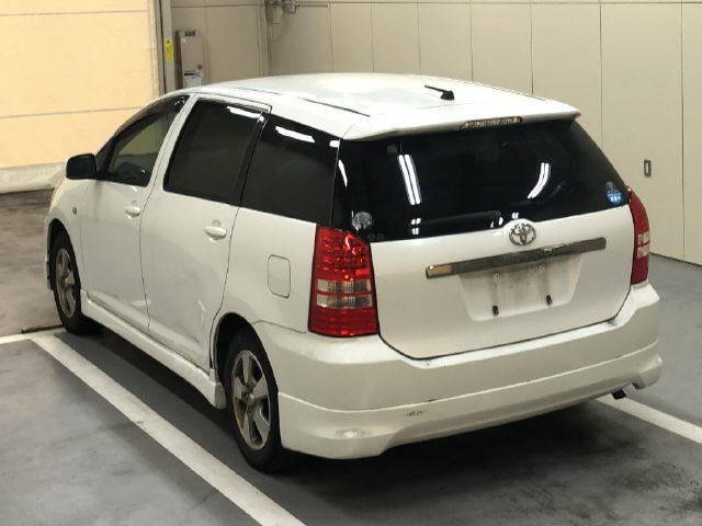 TOYOTA WISH