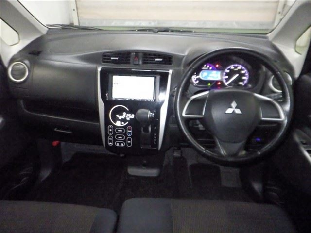 MITSUBISHI EK CUSTOM