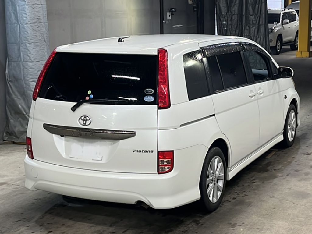 TOYOTA ISIS