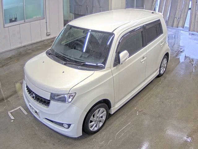 TOYOTA BB