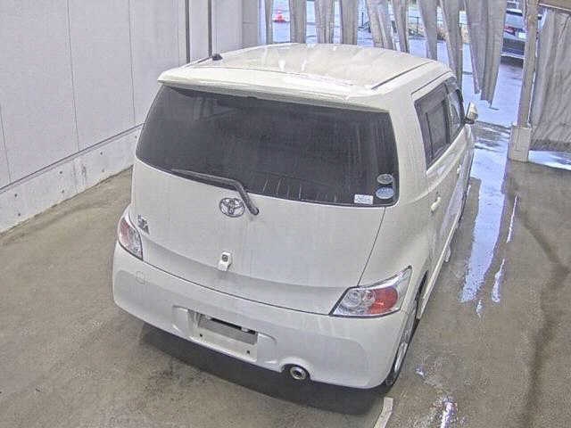 TOYOTA BB