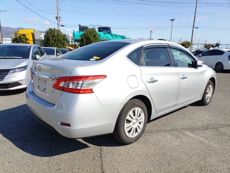 NISSAN SYLPHY
