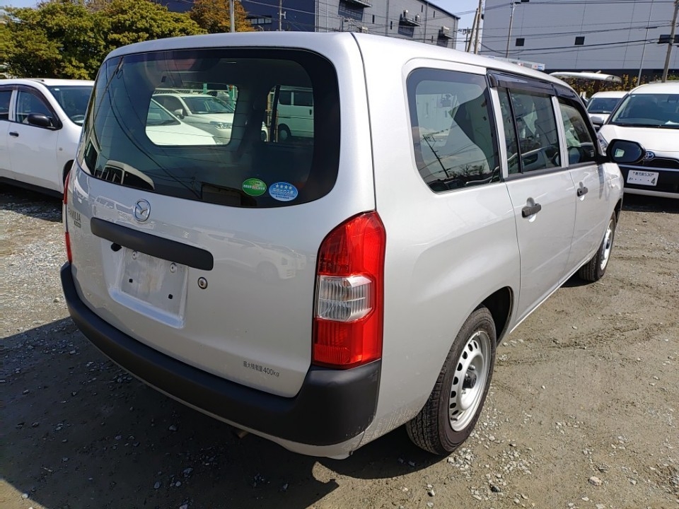MAZDA FAMILIA