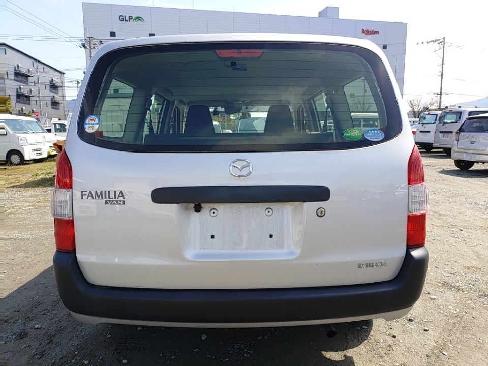 MAZDA FAMILIA