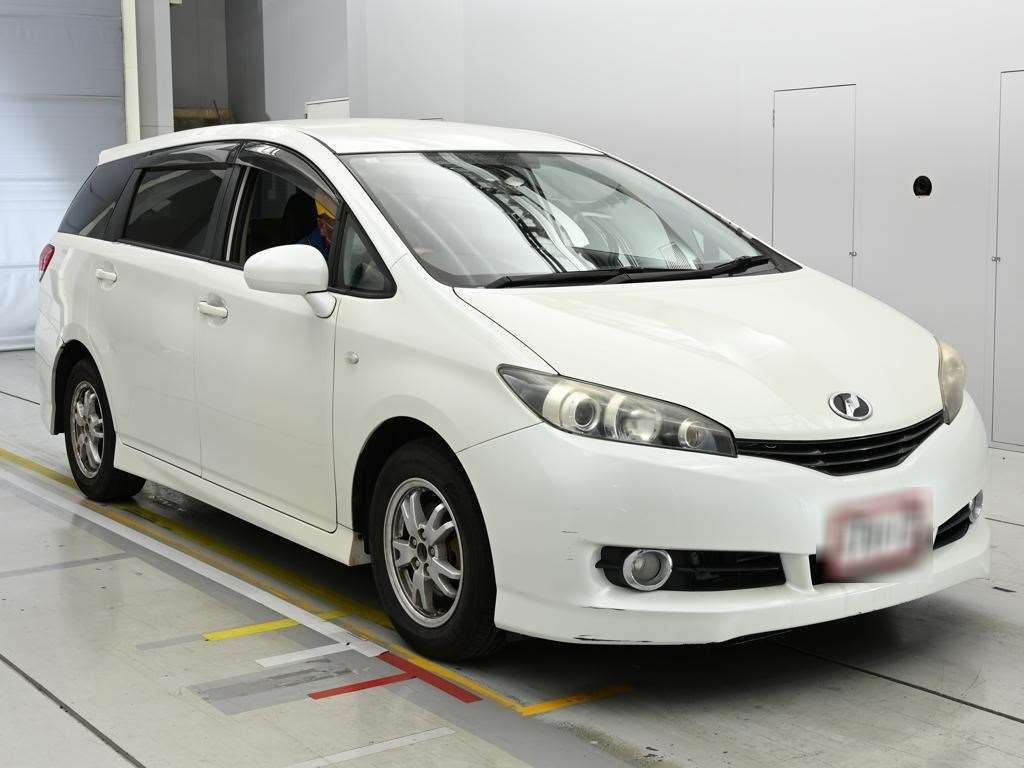 TOYOTA WISH