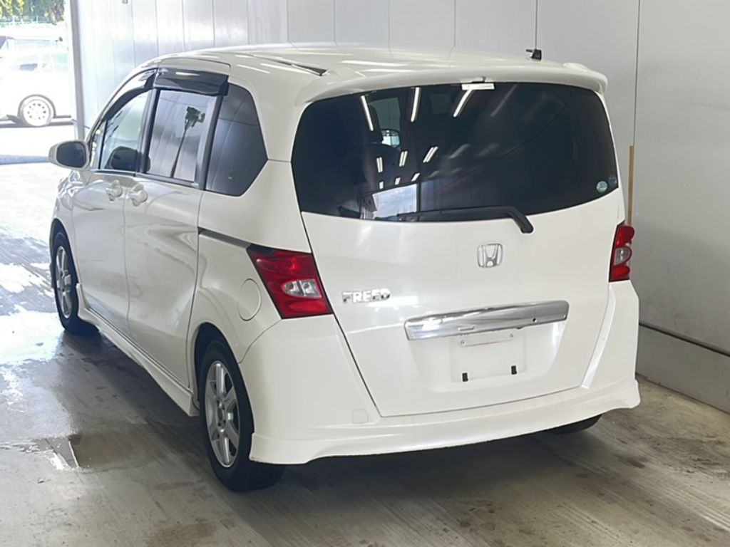 HONDA FREED