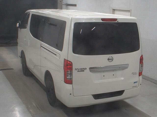 NISSAN NV350 CARAVAN