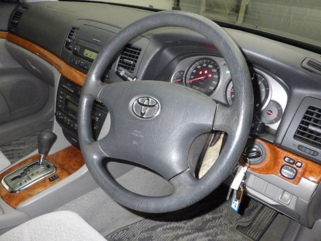 TOYOTA MARK II
