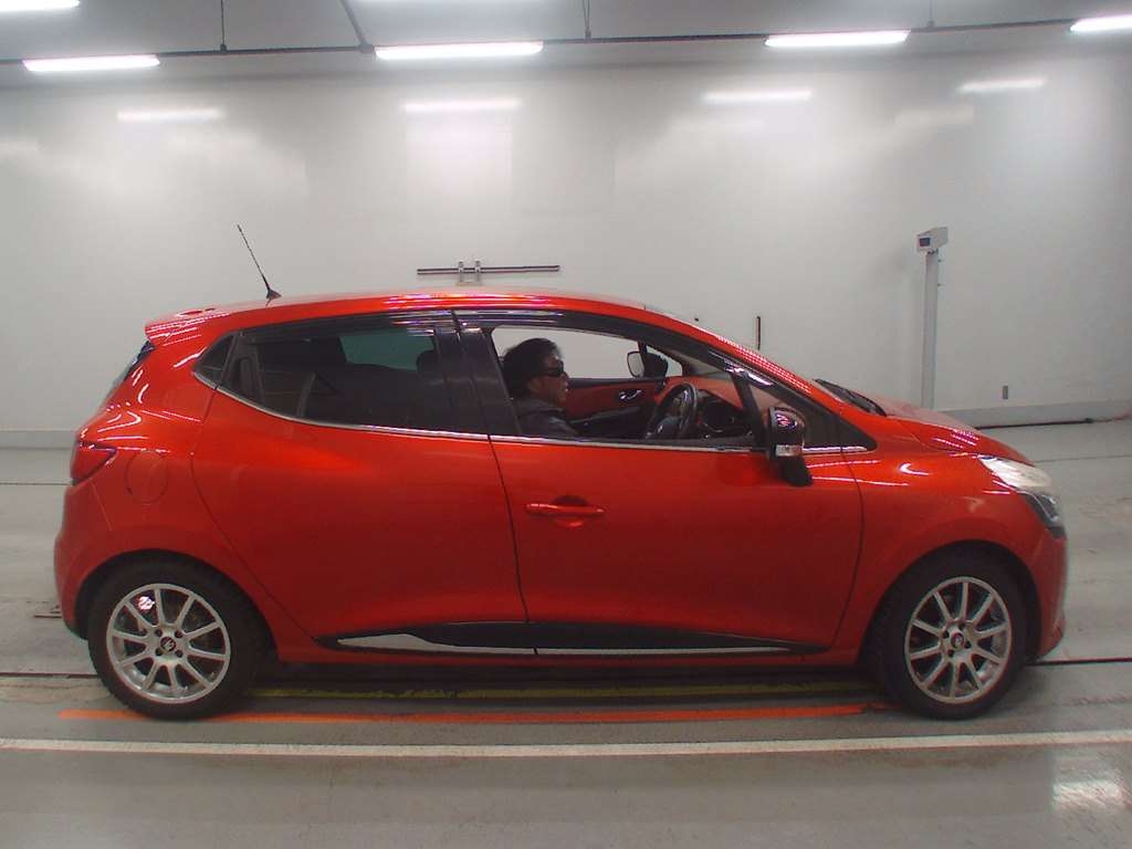 RENAULT LUTECIA