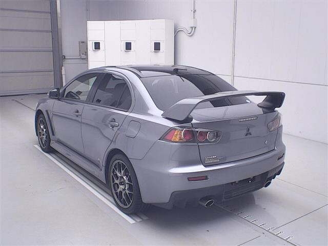 MITSUBISHI LANCER EVOLUTION